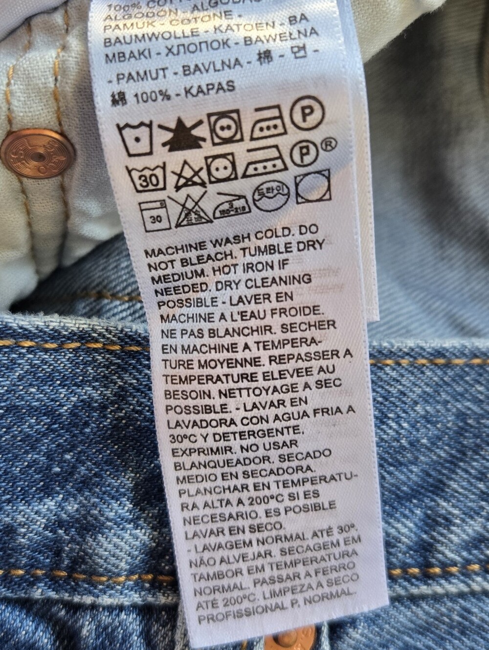 Levi's 501 Classic Men's Blue Denim Jeans - Button Fly - Picture 11 of 11
